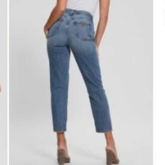 Guess - High Rise Mom Jean in Mid Wash - Size 30 - Picture 2 of 11
